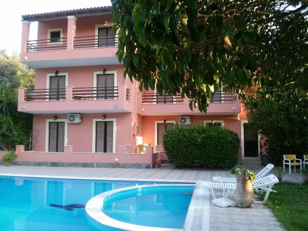 Stathis Apartments Дасія Екстер'єр фото