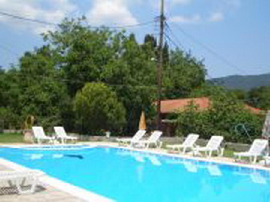 Stathis Apartments Дасія Екстер'єр фото
